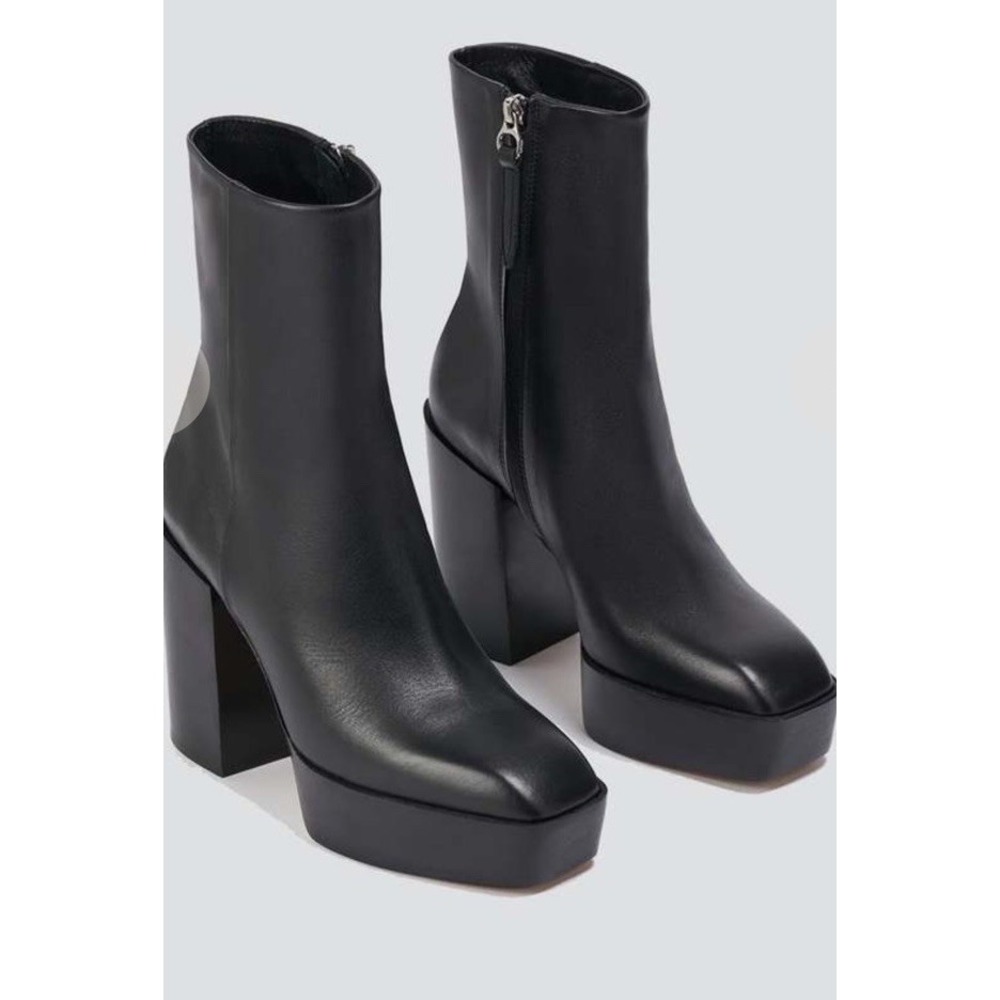 Aeyde $600 Black Leather Mid Calf Heeled Boots Size 38 7.5 Made In Italy
